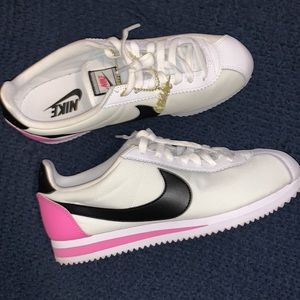 Nike Cortez
